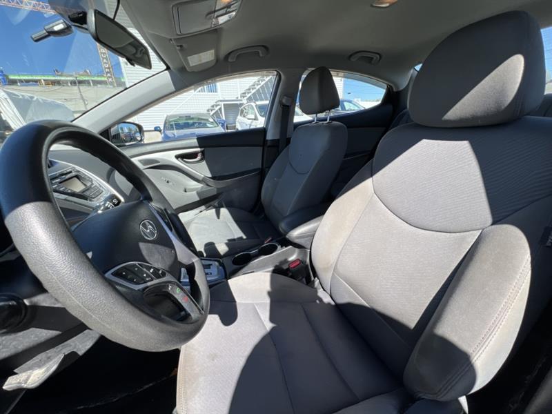 hyundai Elantra 2012 - 17