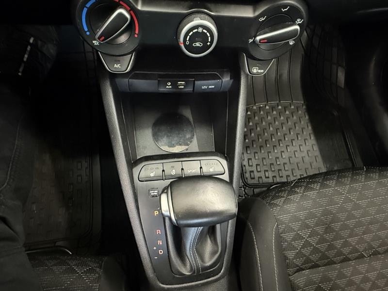 kia Rio 5 portes 2018 - 8