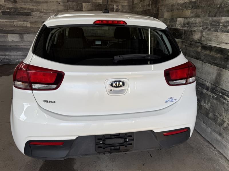 kia Rio 5 portes 2018 - 14