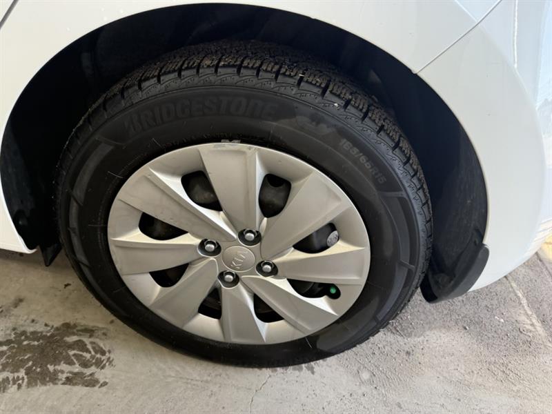 kia Rio 5 portes 2018 - 16