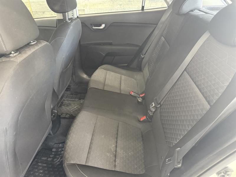kia Rio 5 portes 2018 - 17