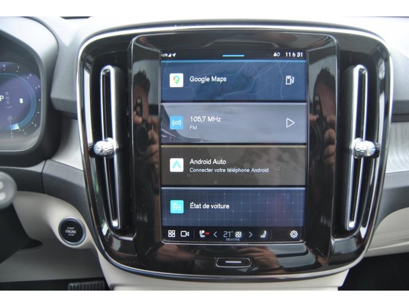 2023 Volvo C40 - Image 17