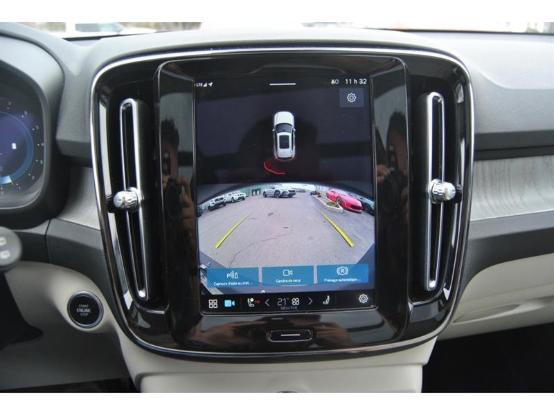 2023 Volvo C40 - Image 22