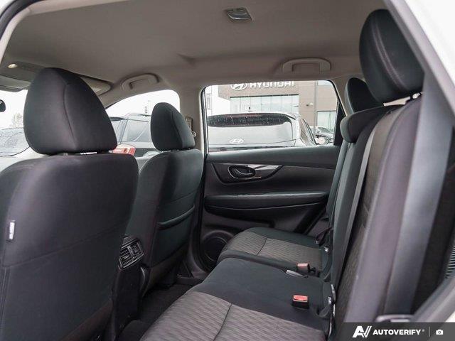 nissan Rogue 2020 - 24