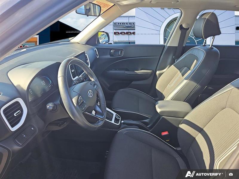 hyundai Venue 2023 - 13