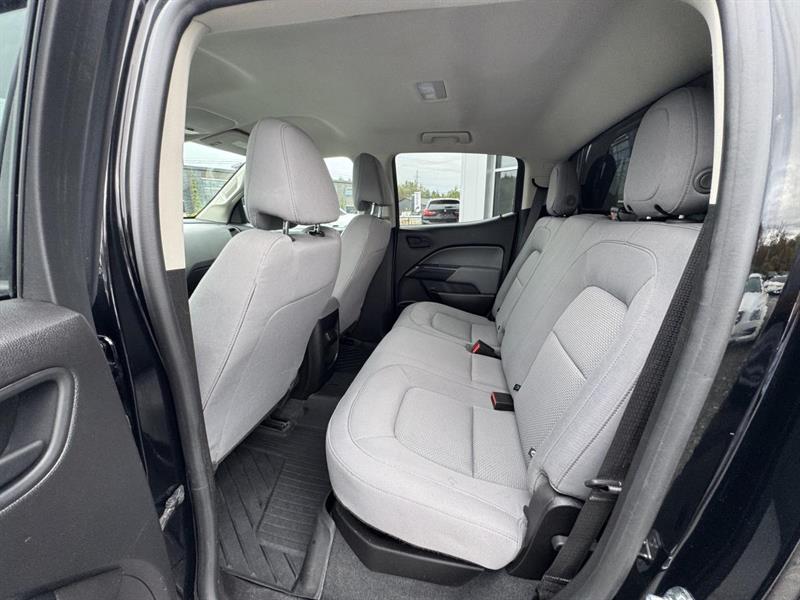 chevrolet Colorado 2021 - 24