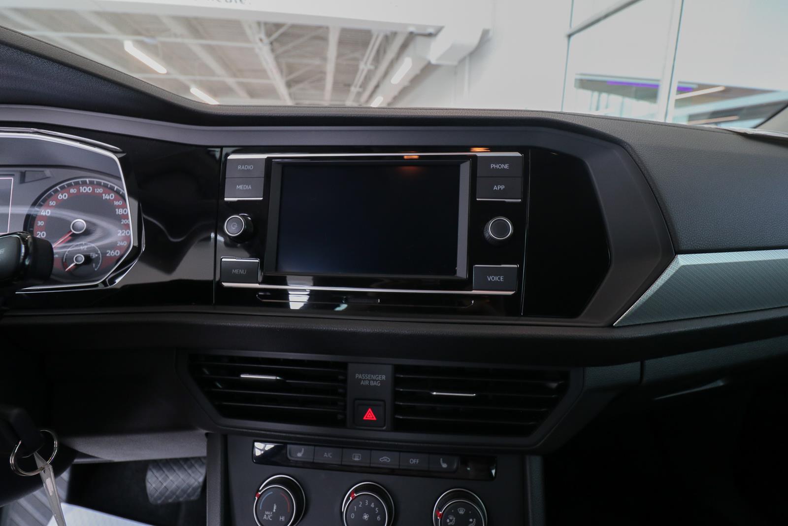 volkswagen Jetta 2021 - 13