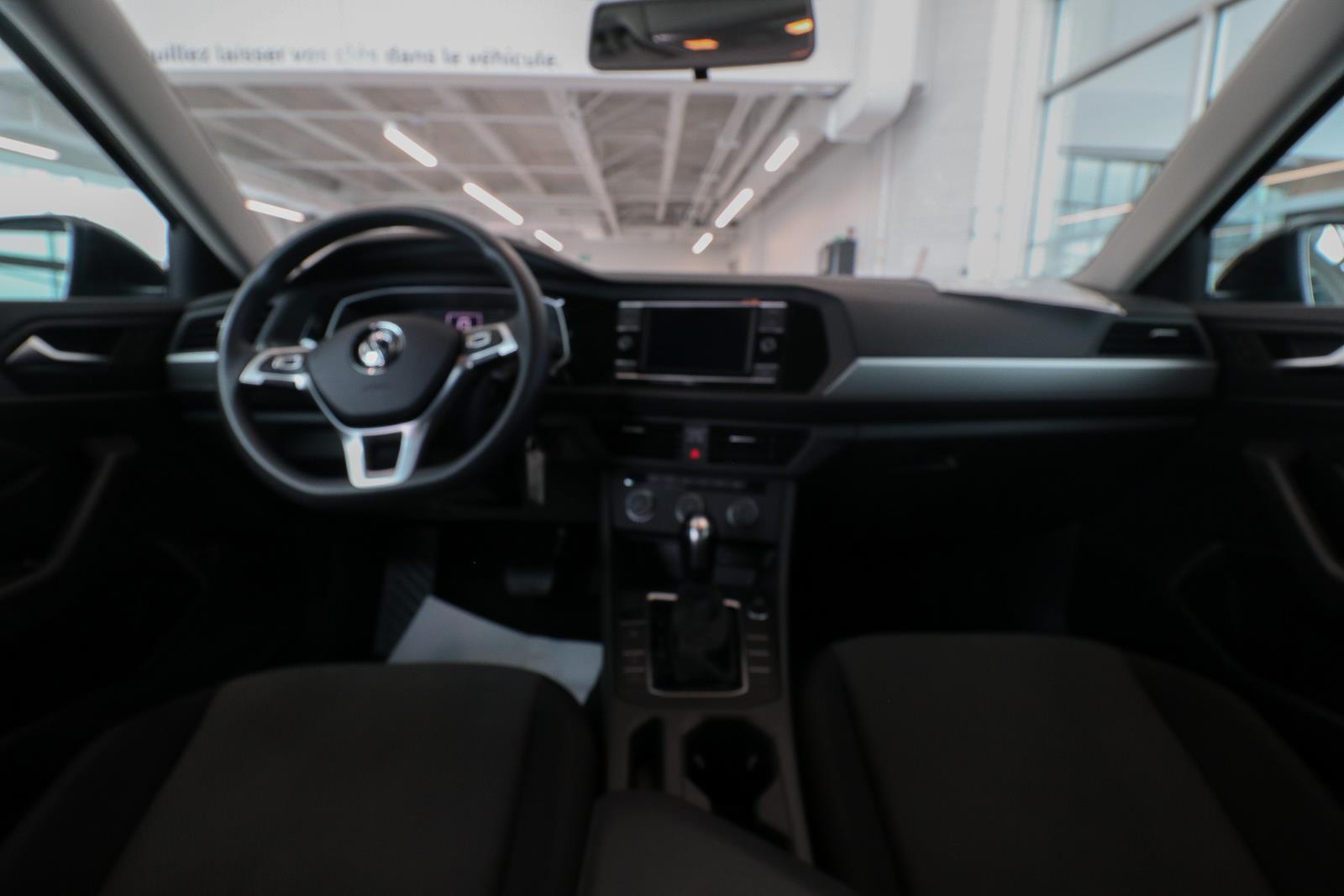 volkswagen Jetta 2021 - 16