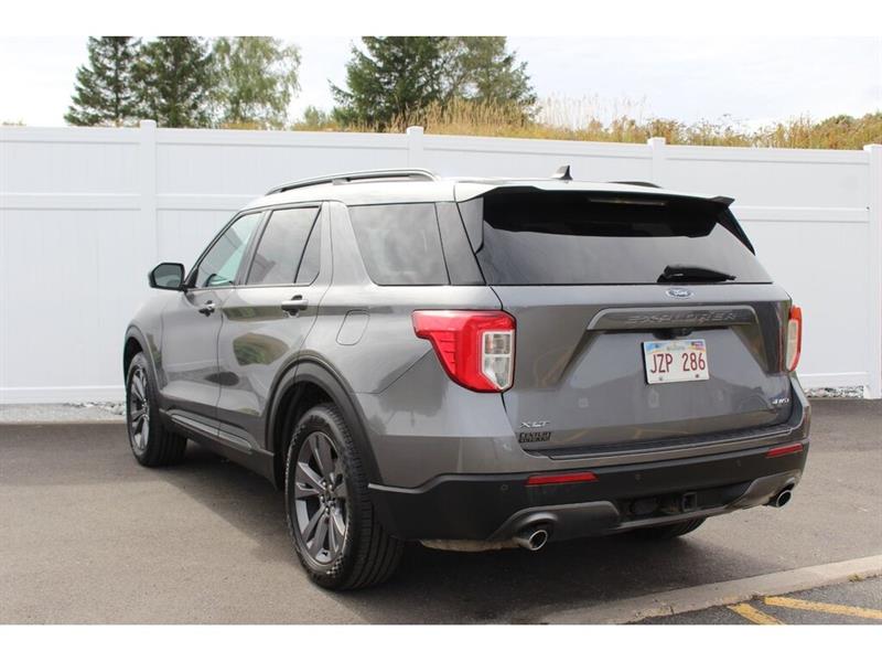 ford Explorer 2022 - 8