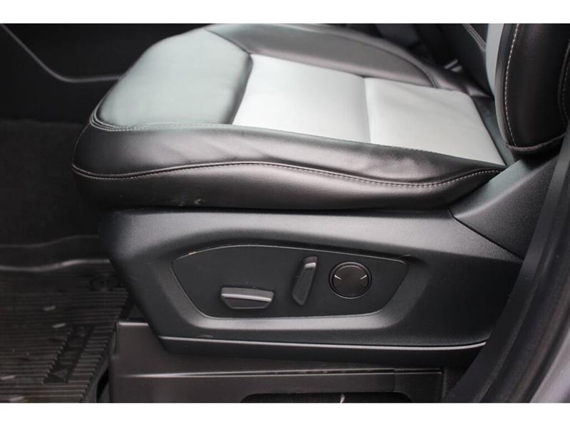 ford Explorer 2022 - 12