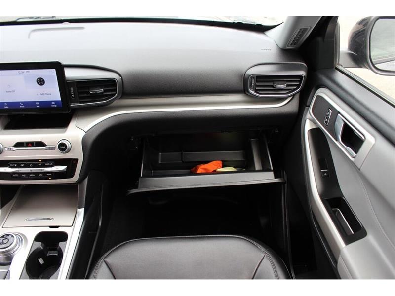 ford Explorer 2022 - 36