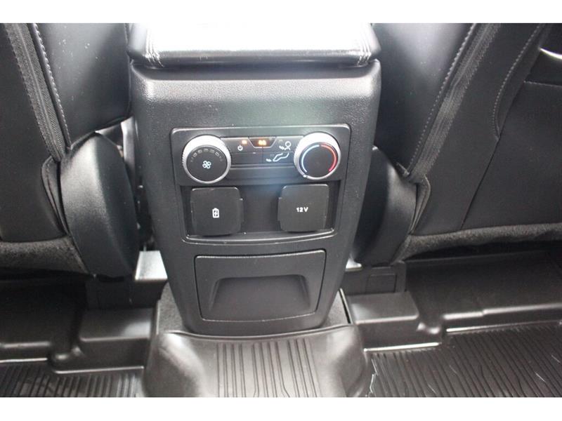 ford Explorer 2022 - 42