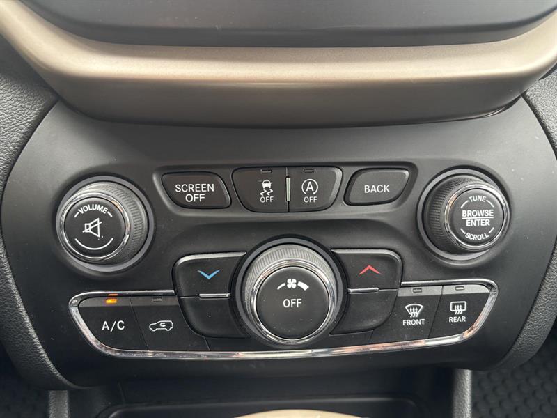 jeep Cherokee 2016 - 15