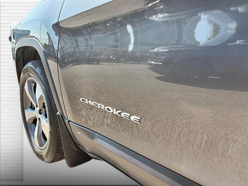 jeep Cherokee 2022 - 13