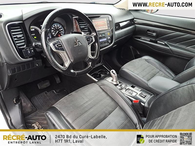 mitsubishi Outlander rechargeable 2018 - 17