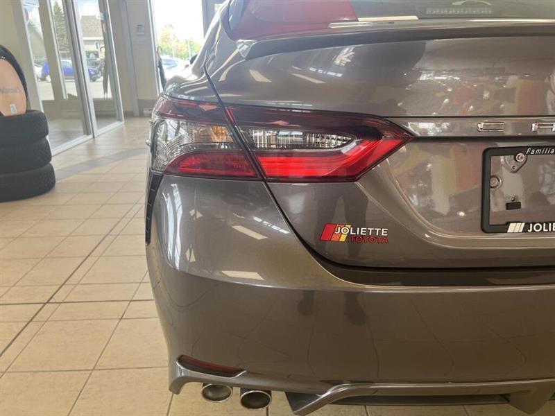 toyota Camry Hybrid 2023 - 9