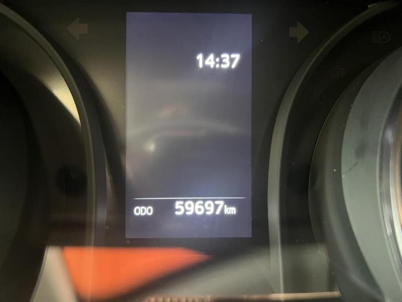 toyota Camry Hybrid 2023 - 11