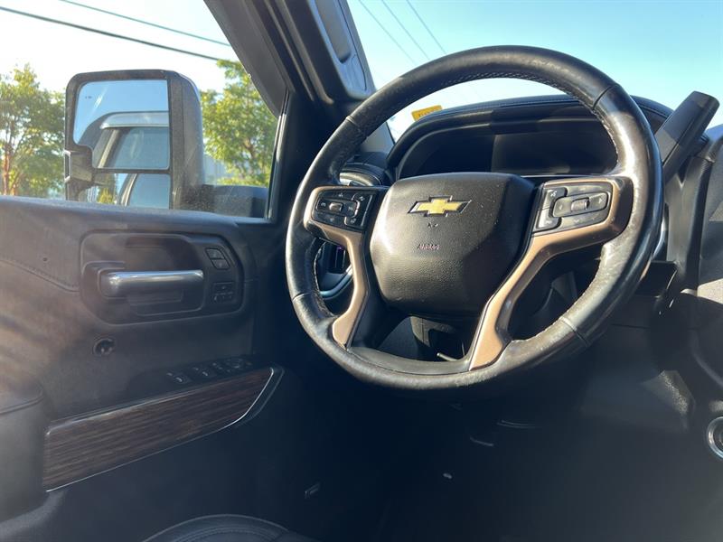 chevrolet Silverado 3500HD 2023 - 16