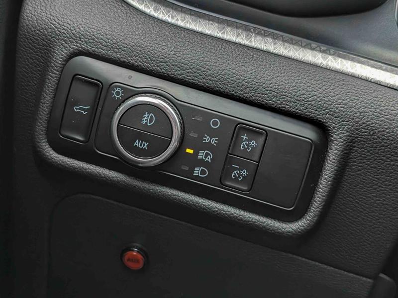 ford Explorer 2024 - 26