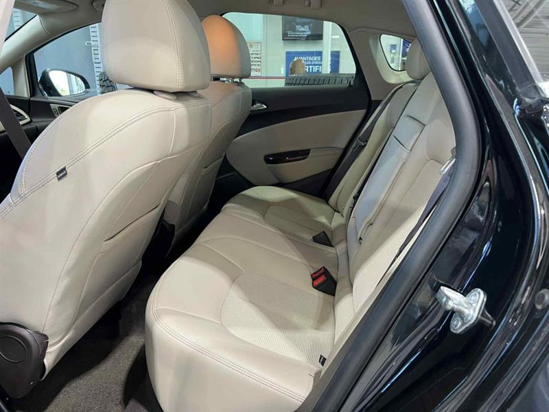 buick Verano 2017 - 21