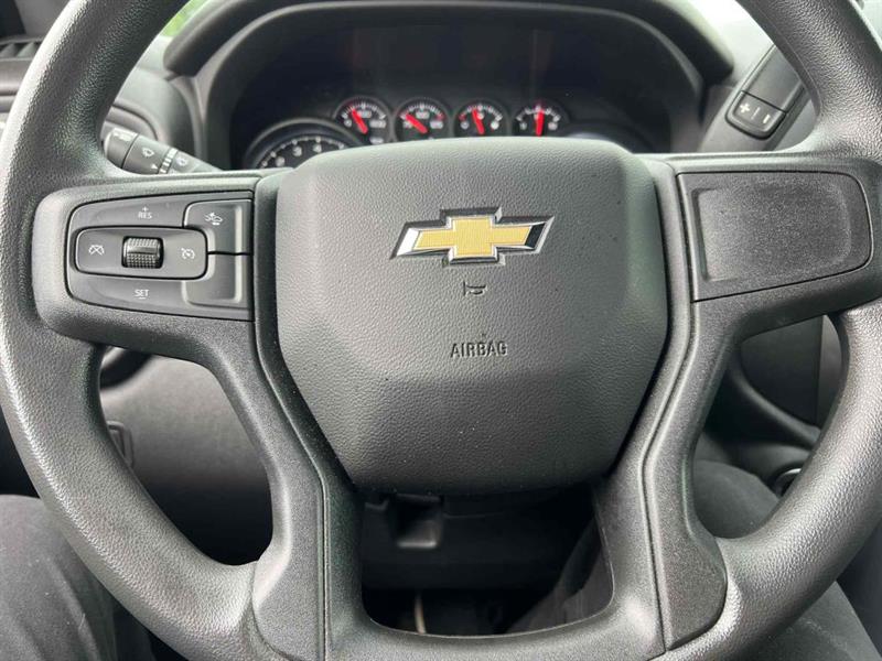 chevrolet Silverado 1500 2023 - 13