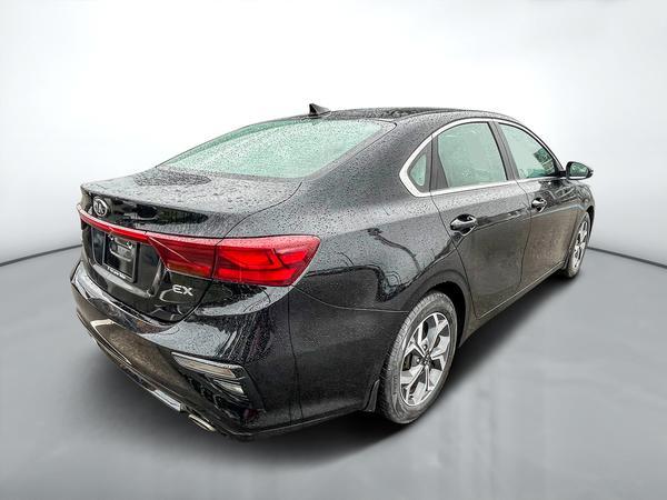 kia Forte 2021 - 7