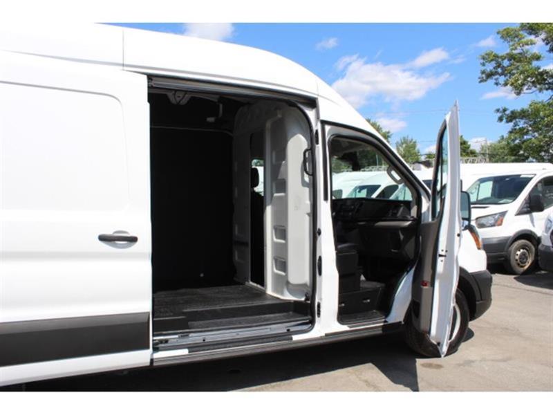 ford Transit Cargo Van 2023 - 14