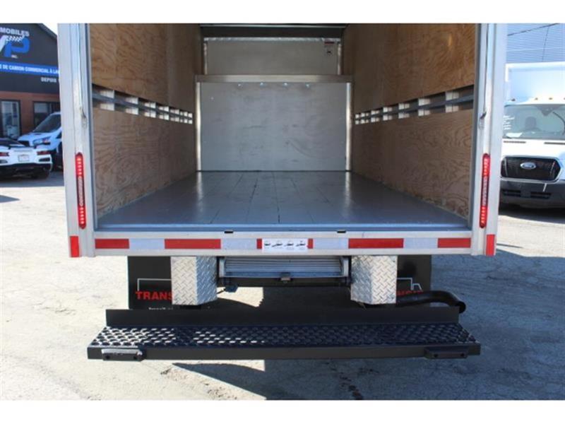 chevrolet Express 3500 2024 - 10