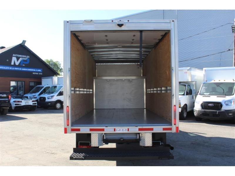 chevrolet Express 3500 2024 - 11