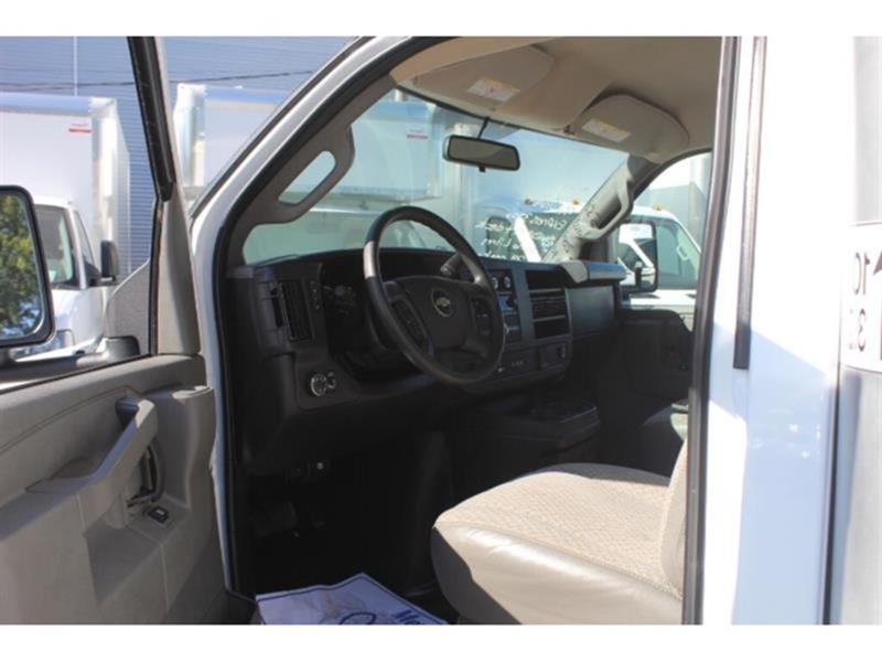 chevrolet Express 3500 2024 - 14
