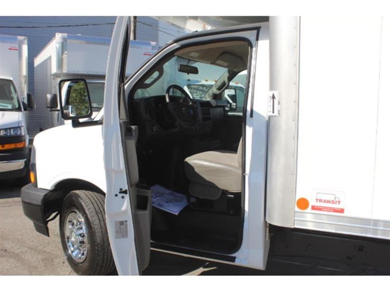 chevrolet Express 3500 2024 - 15