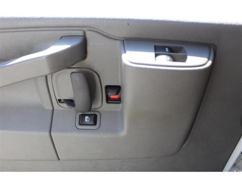 chevrolet Express 3500 2024 - 17