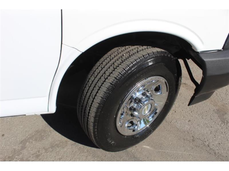 chevrolet Express 3500 2024 - 23