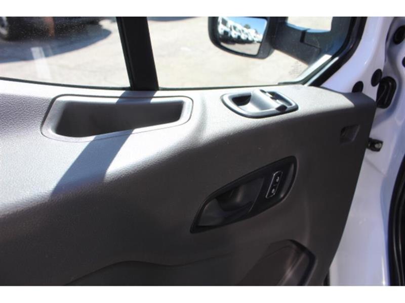 ford Transit fourgon utilitaire 2023 - 9