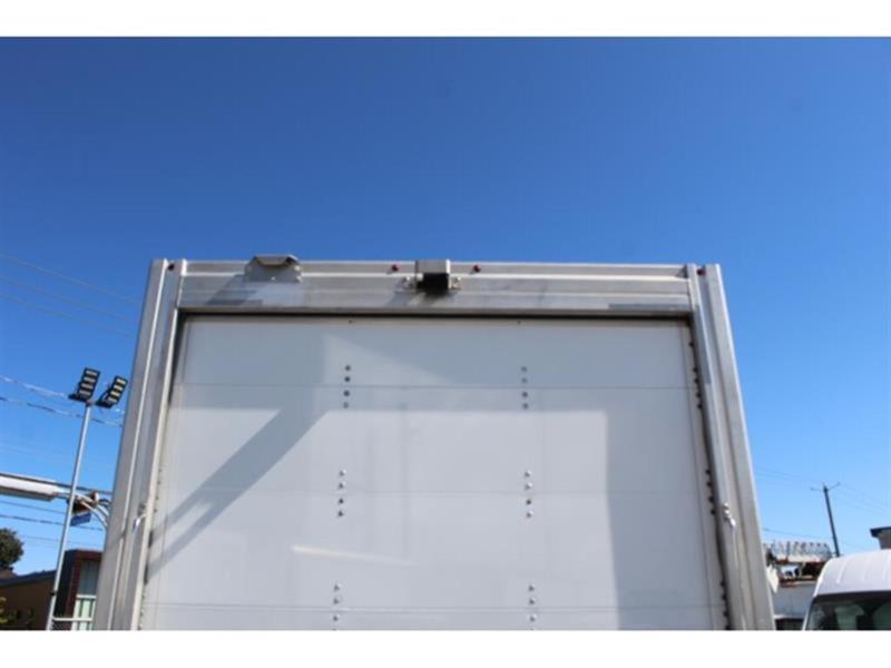 ford Transit fourgon utilitaire 2023 - 17