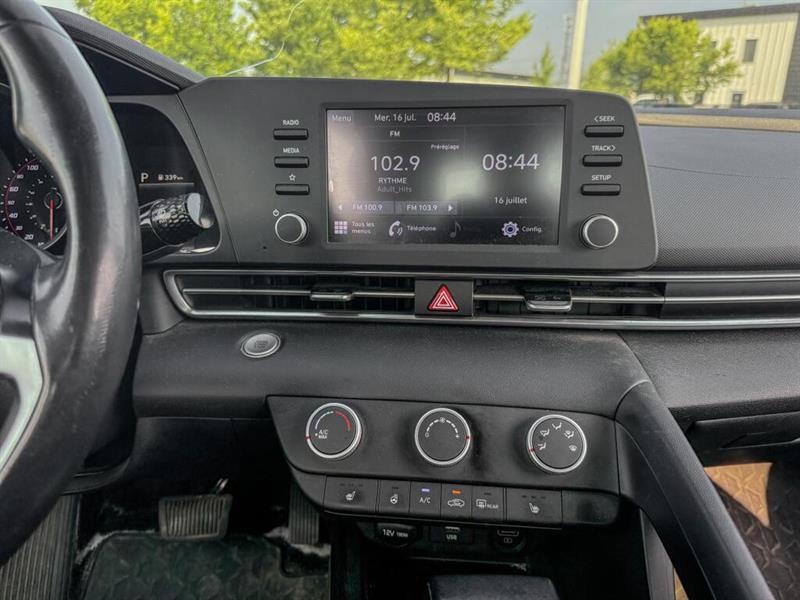 hyundai Elantra 2023 - 17