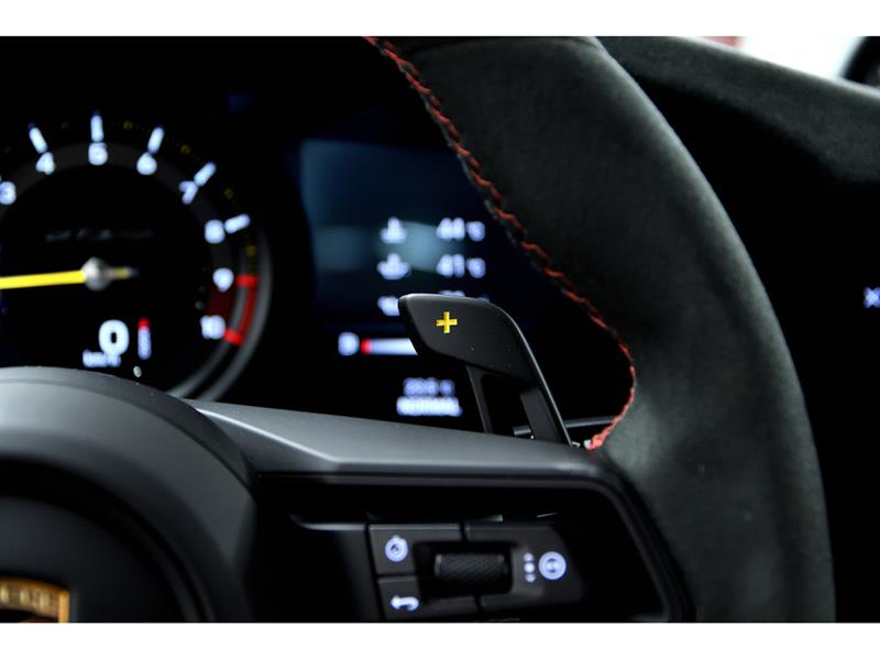 porsche 911 2024 - 25