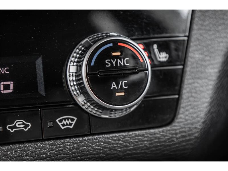 mitsubishi Outlander 2024 - 25