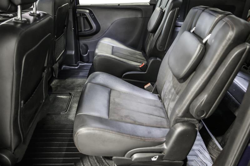 dodge Grand Caravan 2020 - 24