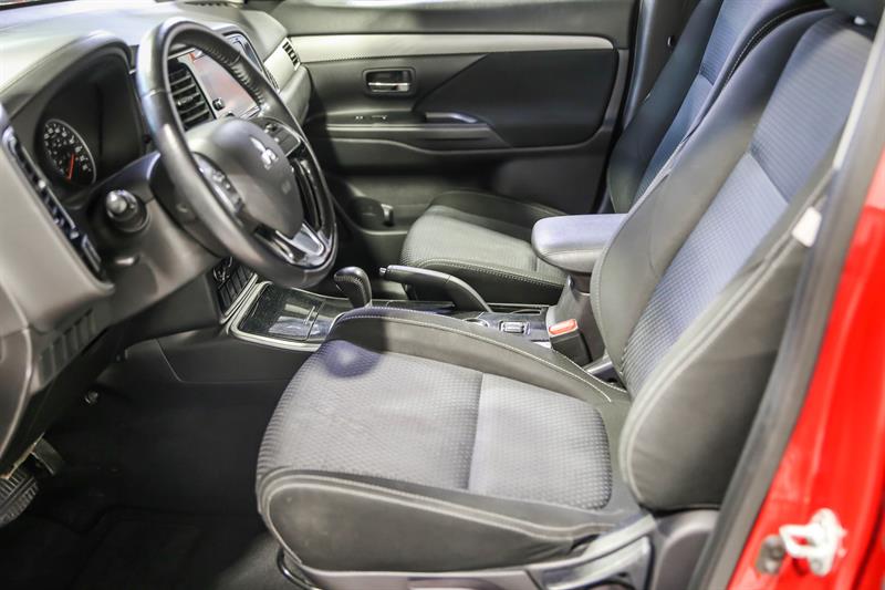 mitsubishi Outlander 2018 - 13