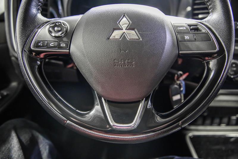 mitsubishi Outlander 2018 - 14