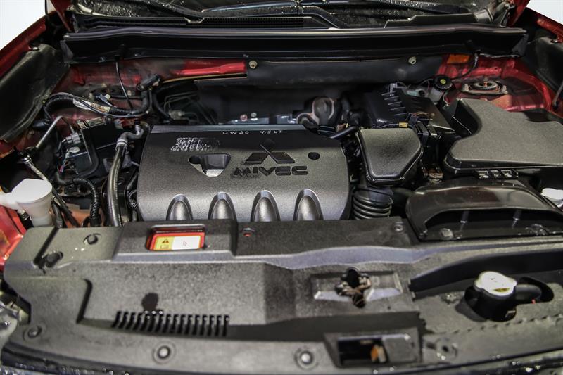 mitsubishi Outlander 2018 - 28