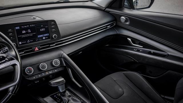hyundai Elantra 2021 - 14