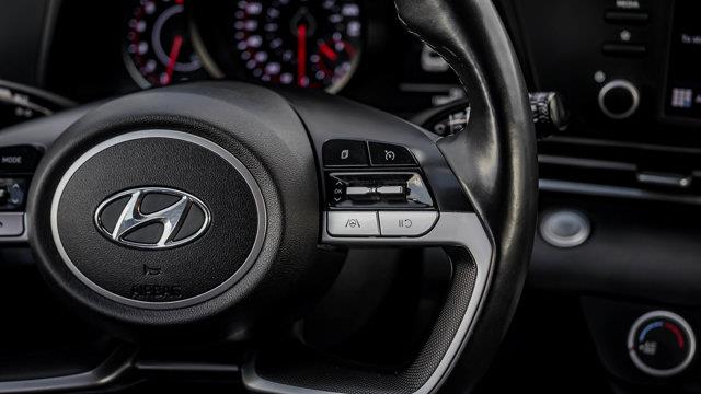 hyundai Elantra 2021 - 17