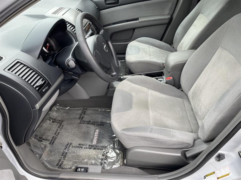 nissan Sentra 2009 - 11