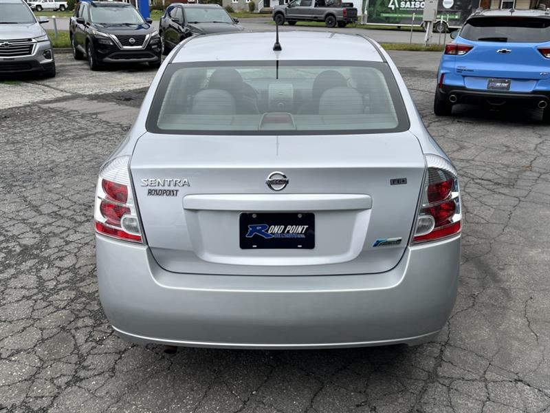 nissan Sentra 2009 - 18