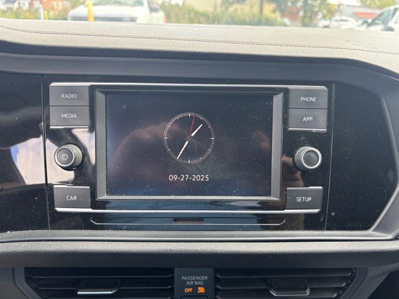 volkswagen Jetta 2019 - 13