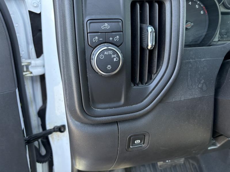 chevrolet Silverado 1500 2024 - 14