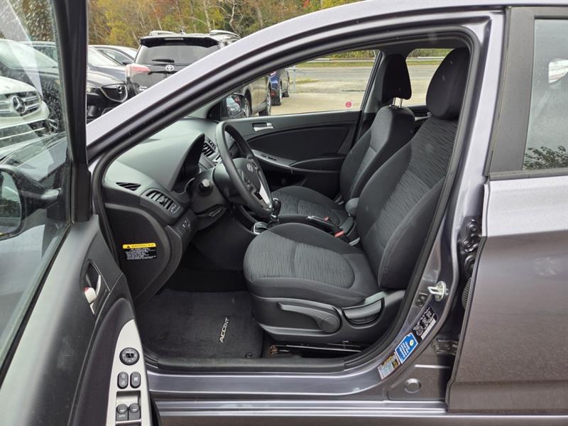 hyundai Accent 2016 - 12