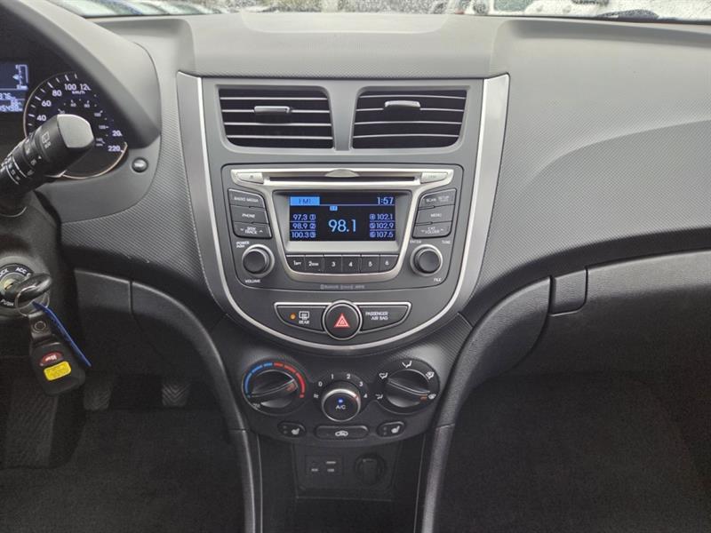 hyundai Accent 2016 - 25